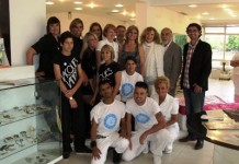 Jacques e Janine Gossens visitam franquia curitibana