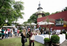 Assinado por João Nunes…