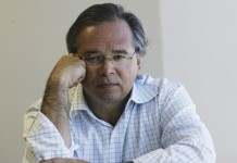 Paulo Guedes faz palestra em evento da PUCPR e HSM Educação