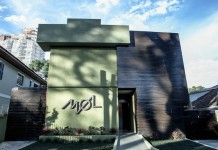 Mol inaugura em Curitiba