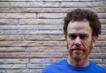 NANDO REIS APRESENTA CANÇÕES DO NOVO ÁLBUM EM CURITIBA