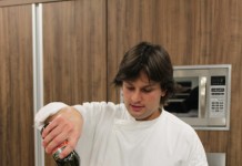 Chef Dudu Sperandio, do Ernesto Ristorante, ensina segredos de sua culinária na Versadas