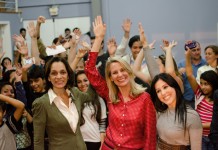 Prefeita com o pé no palco