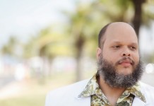 Ed Motta se apresenta no Crystal Sessions Christmas