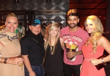 No Sofá by João Nunes….