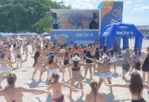 Verão No Sofá: Verão Mundo RIC coloca os veranistas para dançar neste final de semana