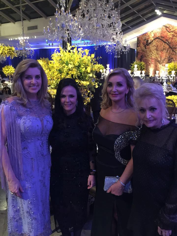 36573781_1367151713386624_4332872121848954880_n