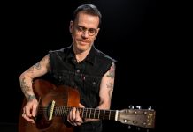 Na Agenda: NANDO REIS EM VERSÃO DESPLUGADA EM CURITIBA