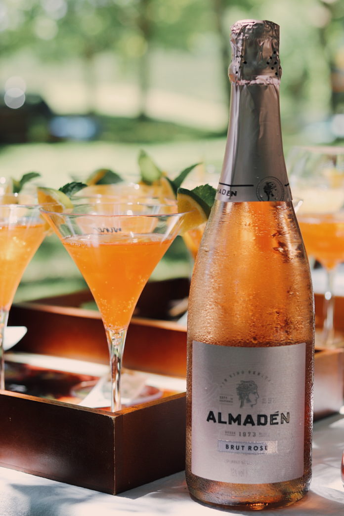 Almadén Brut Rosé