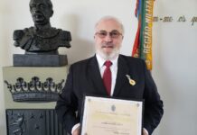 Social: Presidente da Rede Condor é condecorado como Colaborador Emérito do Exército