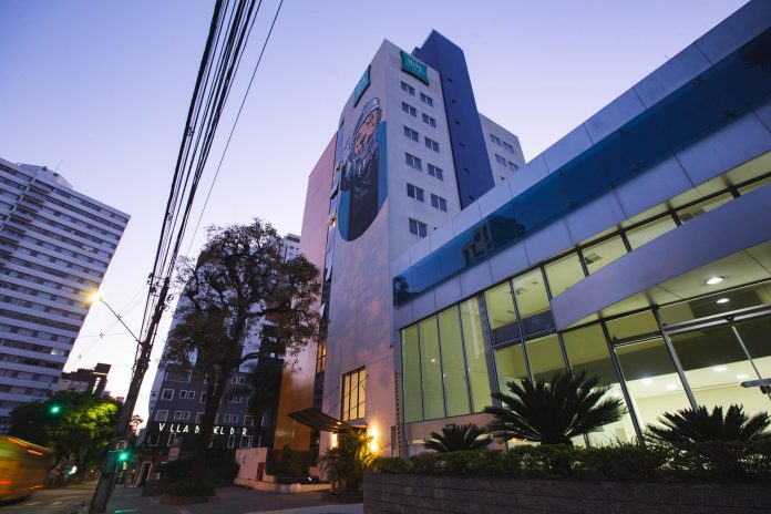 ibis Styles Batel_fachada -crédito DanielPinheiro