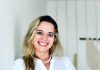No Sofá com a podologista Sirlei Ferrari: Ela vai receber o “Certificado Mulheres Que Fazem Acontecer-Paraná 2022”