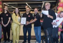 Nova franquia Bread King inaugura no Batel