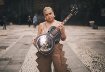 No Sofá na 41° Oficina de Música: Quem Faz Amor Faz Barulho: Bruna Lucchesi canta Paulo Leminski na Oficina de Música