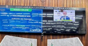 No Sofá com o advogado Jefferson Nascimento da Silva